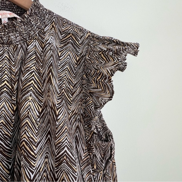 Jude Connally honey Ruffle flutter smocked Top Chevron Print Gold keyhole - Picture 7 of 13